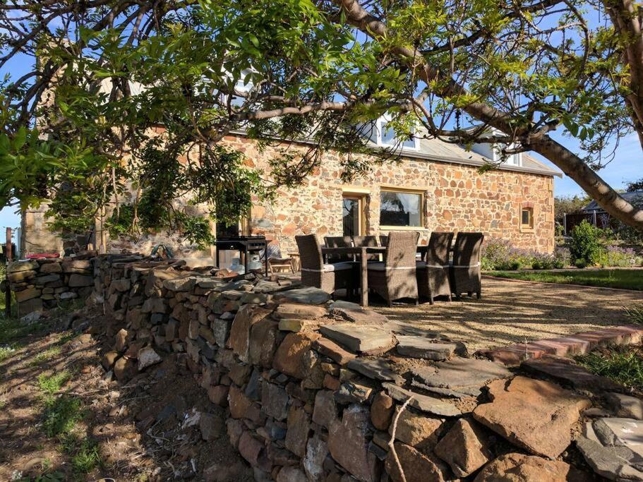 Villa *Newly Relisted* Coach House At Lisdillon Vineyard à Little Swanport Extérieur photo