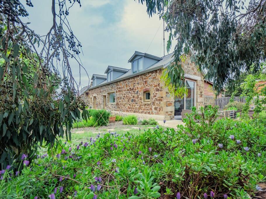 Villa *Newly Relisted* Coach House At Lisdillon Vineyard à Little Swanport Extérieur photo