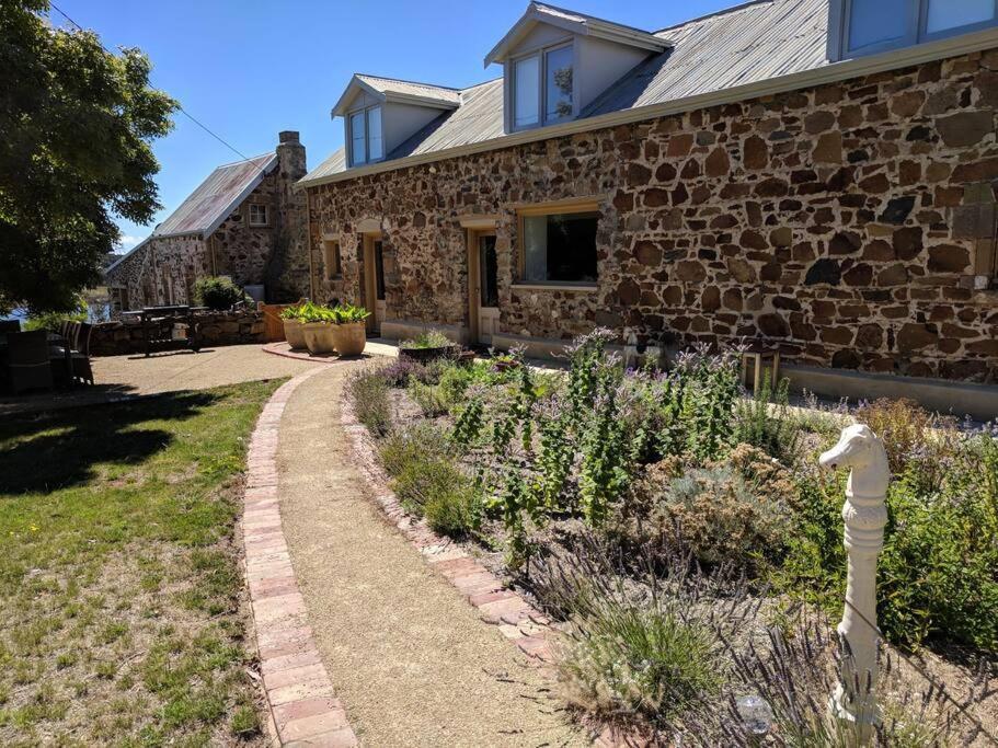 Villa *Newly Relisted* Coach House At Lisdillon Vineyard à Little Swanport Extérieur photo
